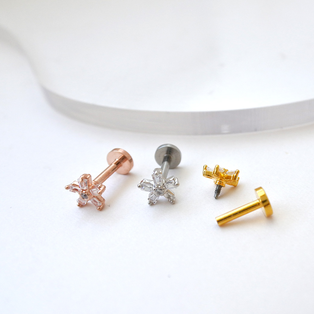 16G ］重ね付けもお任せ♪愛らしいちびちび フラワー ジュエル