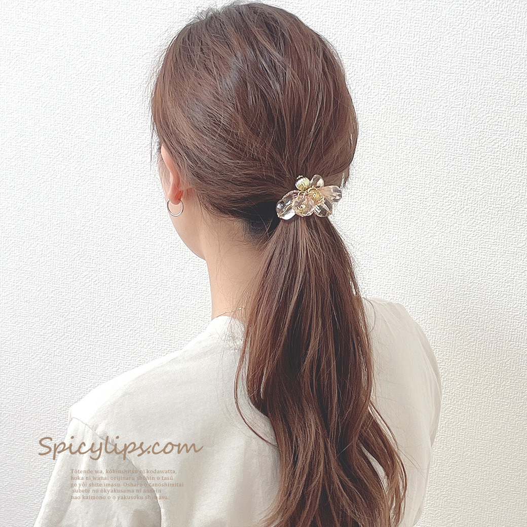 色々なサイズの多面カットビーズを使った大人可愛いヘアゴム7035